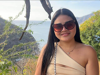 Beautiful Tourist Cheats on Her Husband with a Stranger for Money