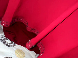 Big Ass Moroccan Hot Muslim 20 Year Old Single Girl Is so Hot on Bed Now She Want Fuck From Stranger