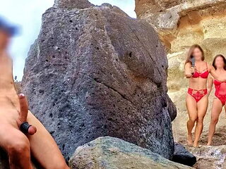 Beach Handjob: During My Exhib Trip I Find the Two Girls Flashed in the Parki...