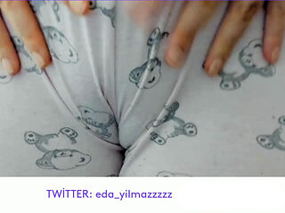 CAMELTOE- PUFFED PUSSY- SWOLLEN PUSSY- PAJAMAS
