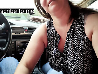 Stepsister First Blowjob POV - Amateur Brunette MILF Sucks Cock in Car