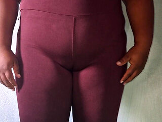 Hot mom of my friend wearing leggings to go to the gym