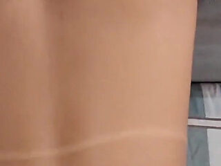 A Namorada De Um Amigo Veio Em Casa E Acabou Dando Para O Meu Marido.