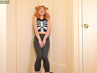 Desperate Teen Fiona Pisses Herself After Being Locked Out of the Toilet - Dirty Talk & Pee Roleplay