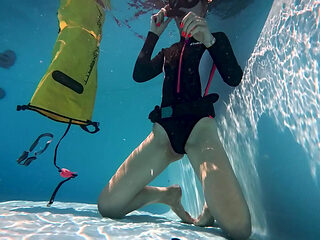 Secret Underwater Kink Session in My Pool Hiding From Neighbours