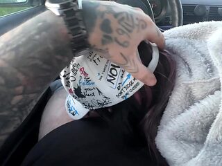 Amateur couple gets caught giving roadside blowjob