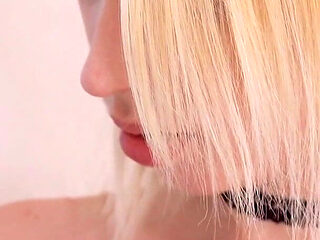 Cute Babe Masturbate Pussy Dildo & Cum