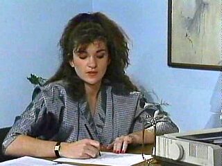 Amateur college lesbians lick pussy in reality groupsex