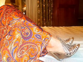 Hot German milf worships perfect bare feet in heels