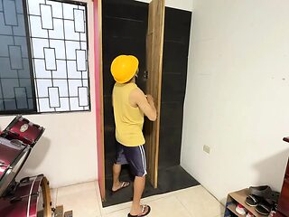 Hotty carpenter nails MILF in homemade escapade