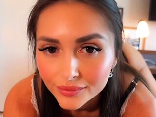 Hot POV homemade blowjob with brunette girlfriend