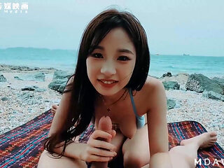 Md-0210-1 Island Lover Part 1: Unforgettable Thrust on an Uninhabited Beach