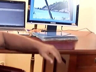 The boss is in the mood for a fuck - Good that the hot secretary with glasses is just around