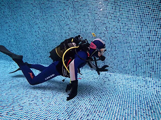 Scuba Retreat Part 2: Fin Hover & Bouancy Training Trouble