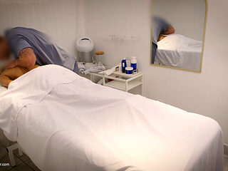 Blonde fitness model fucking her massage therapist
