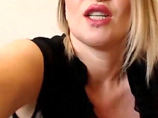 Live webcam 4 fingers and thumb up ass A2M ride toy