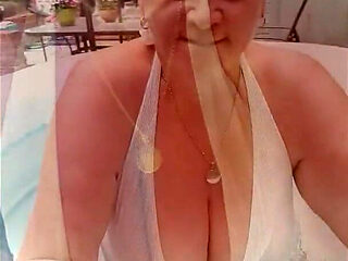 Trying Out My New Swimwear