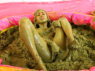 The Princess of the Mud Part Wam