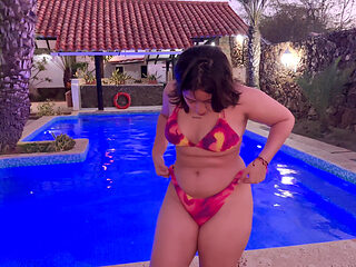 Jasmine Plays in the Pool