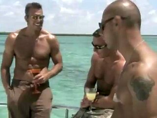 Beach Sex: Blowjob, Babe  Big Ass Porn