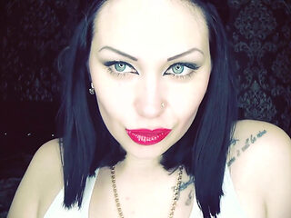 My red kisses make you cum on my face in clip! But this will never happen in real life sissy boy!
