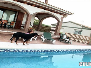 Culioneros - Colombian Babe Jade Kitti Sunbathes Her Juicy Ass by the Pool Before Getting Fucked