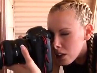 Lexi Love loves eating semen