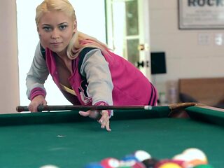 Big-titted blondes Wrex & Marsha in HD porn